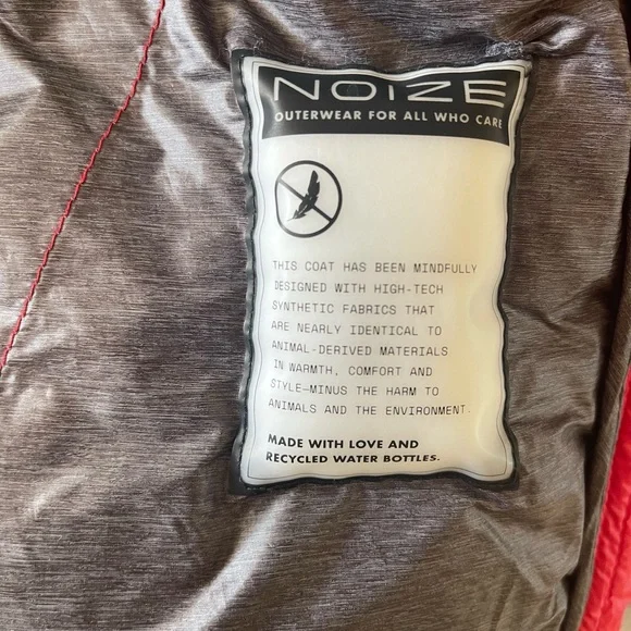 Noize Red light Puffer Jacket - Picture 6 of 6